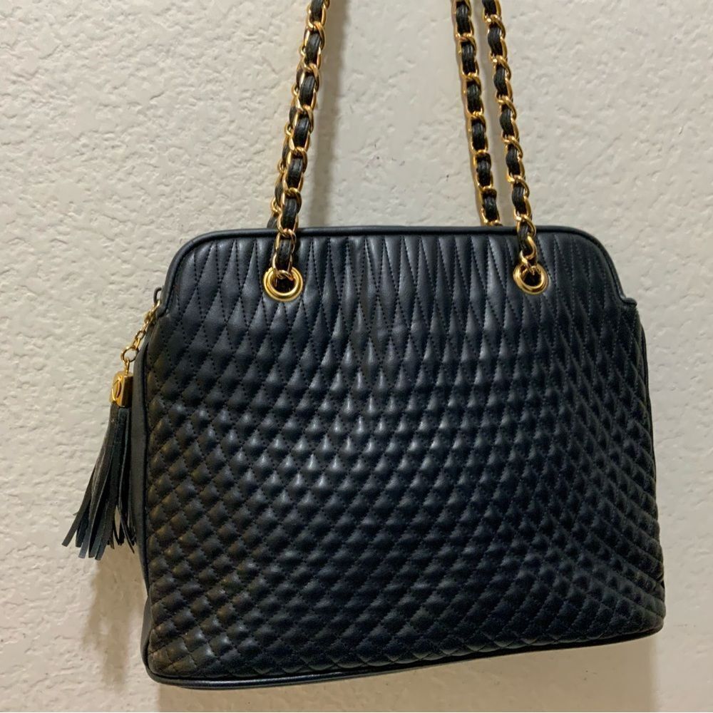 Vintage Worthington navy blue vegan leather quilted chain strap bag - Picture 4 of 15